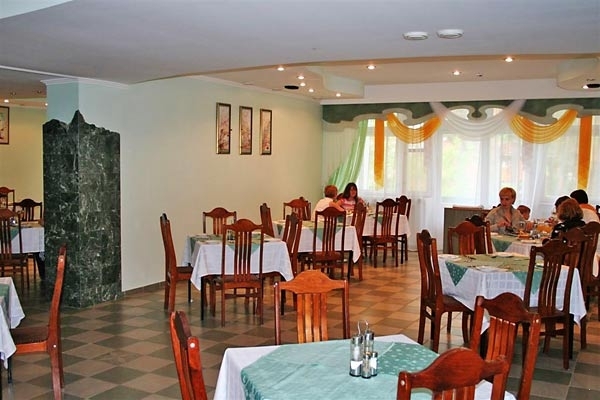 Ресторан санатория «Кама» в Усть-Качке